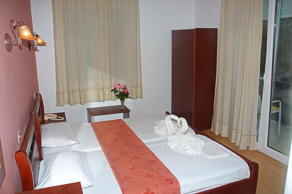 Kristal Hotel Prínos Kamer foto